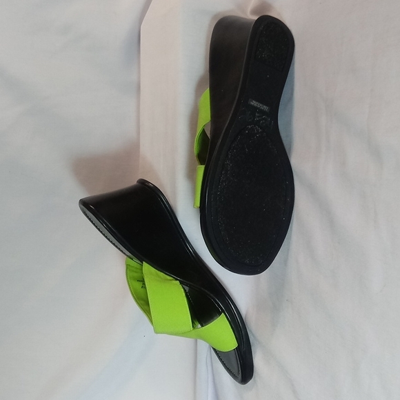 Preview Slides - Picture 4 of 7